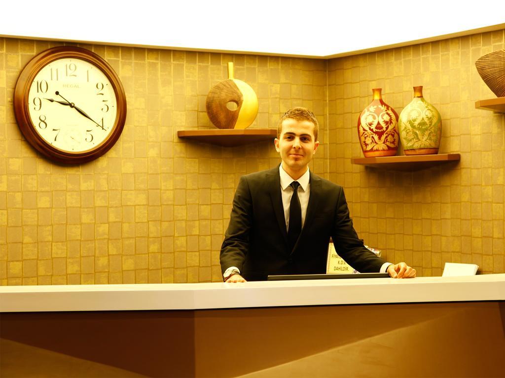 Feyzan Hotel Corum Bagian luar foto