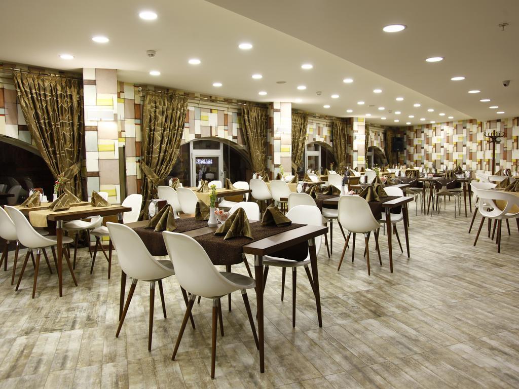 Feyzan Hotel Corum Bagian luar foto