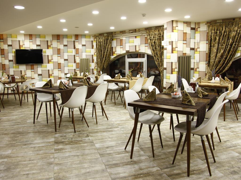 Feyzan Hotel Corum Bagian luar foto